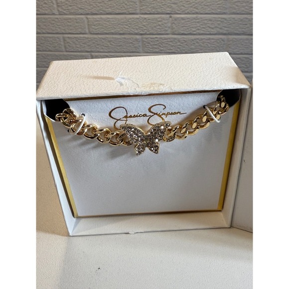 Jessica Simpson Gold Tone Butterfly Charm Chain Necklace In Box Jewelry - Picture 2 of 4